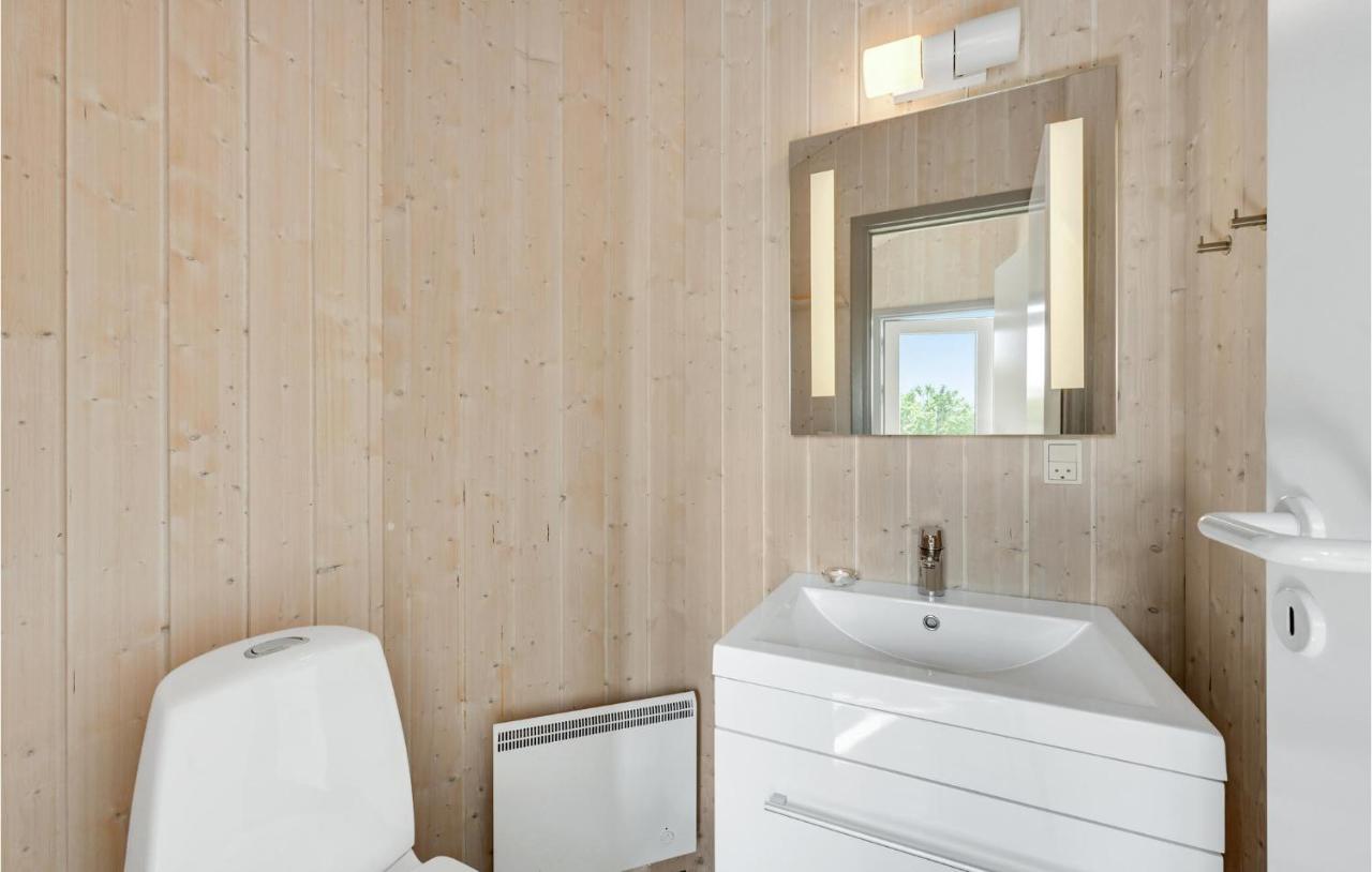 Stunning Home In Hvide Sande With Kitchen Bjerregård Esterno foto