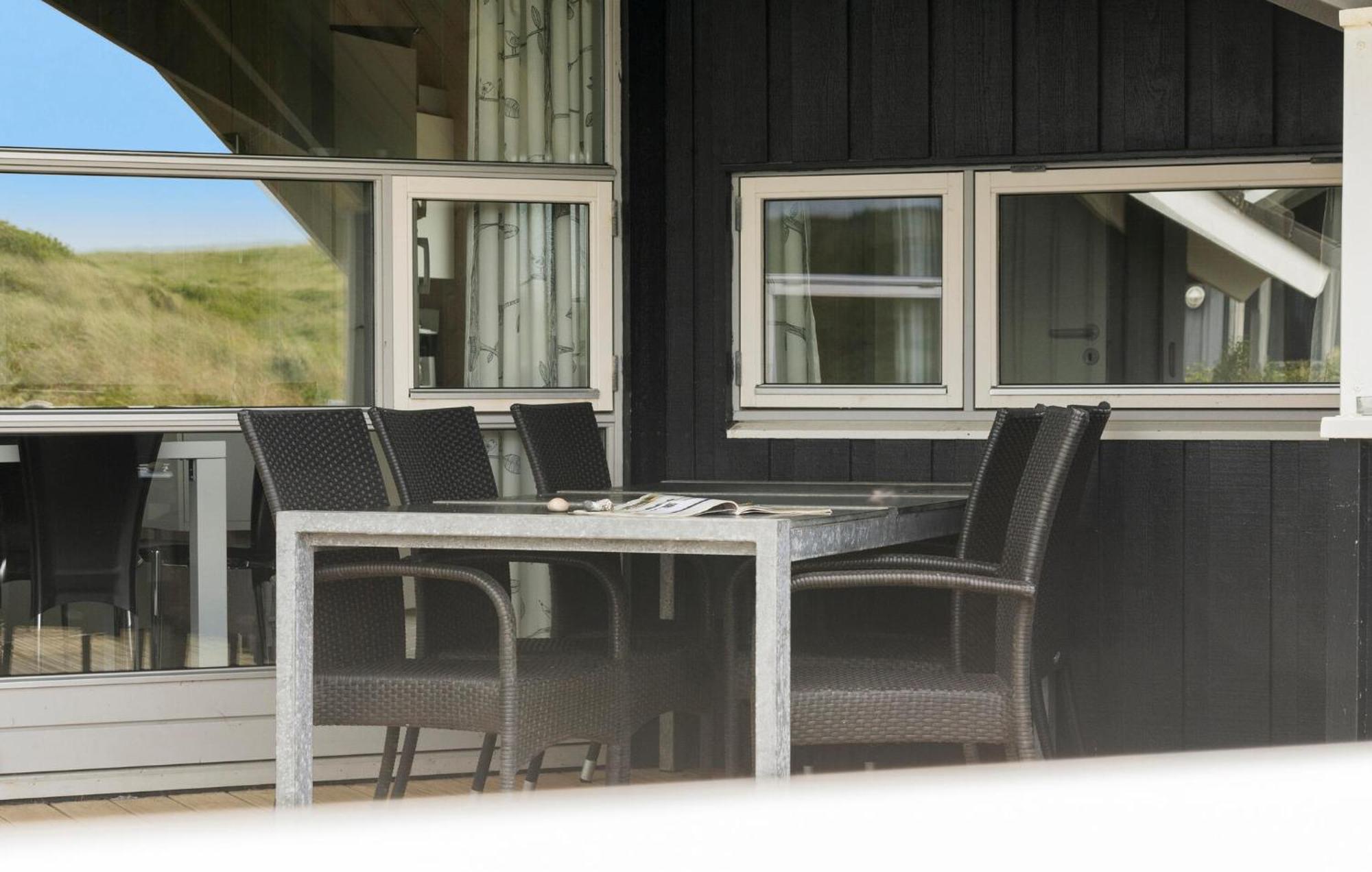 Stunning Home In Hvide Sande With Kitchen Bjerregård Esterno foto